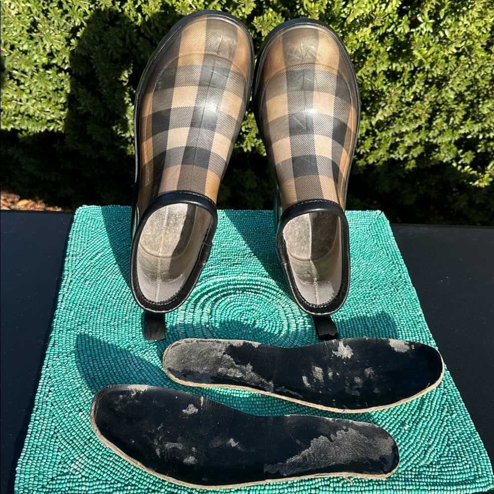 Burberry Nova Check ankle rain runner boots size 37, made in Italy - reposhing. - Picture 10 of 17